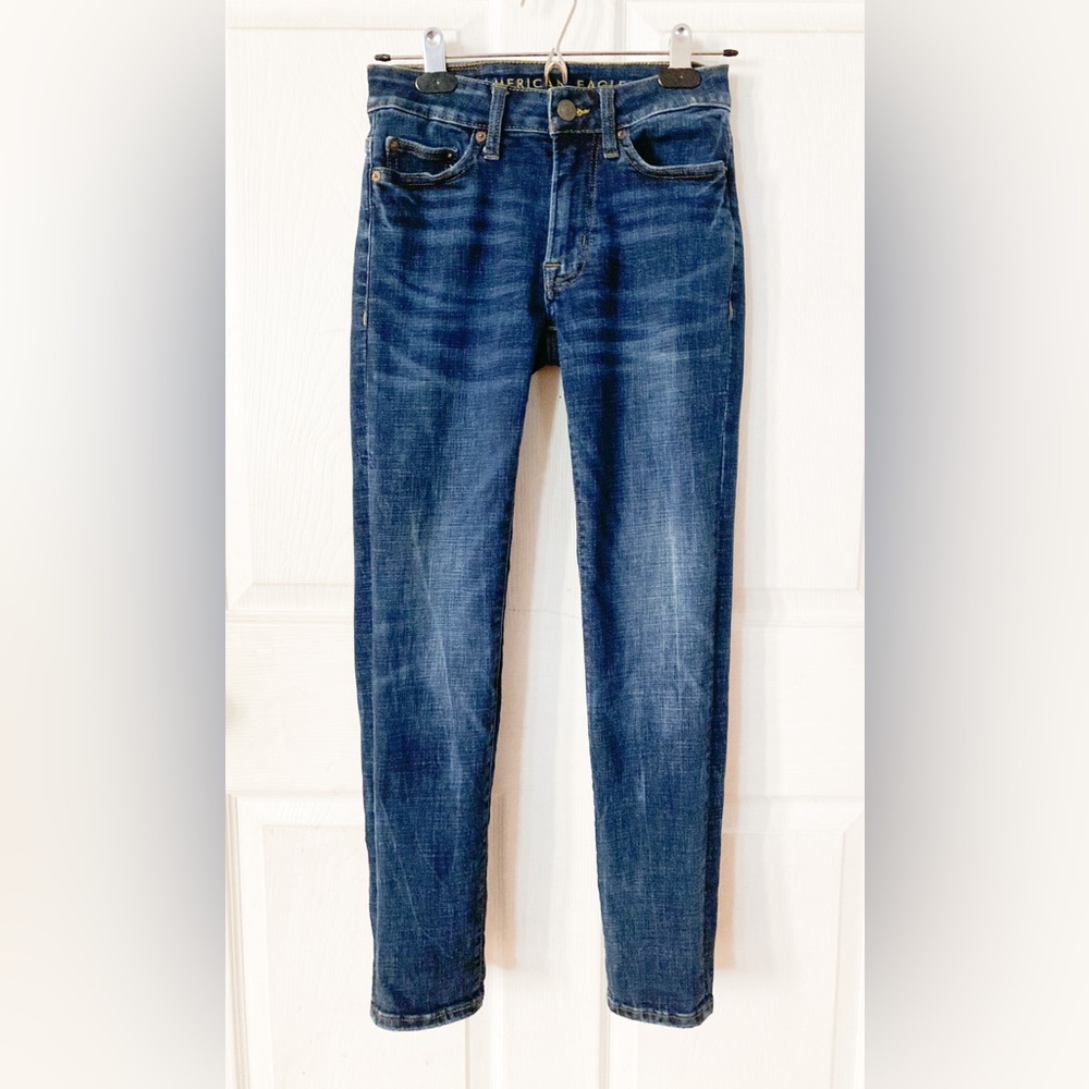 American Eagle Young Mens 26x28 Next Level Flex Medium Rinse Jeans
